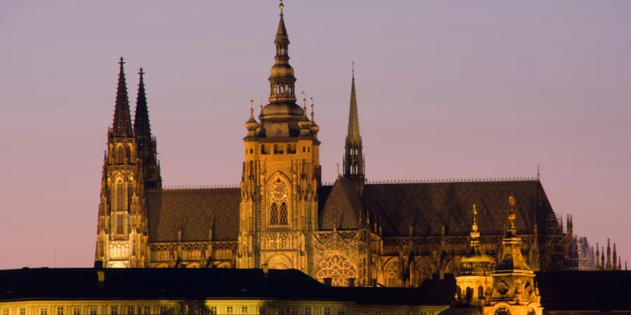 Descubre Praga en abril